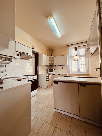 Pronájem bytu 4+1, Ostrava - Moravská Ostrava, Bankovní, 115 m2