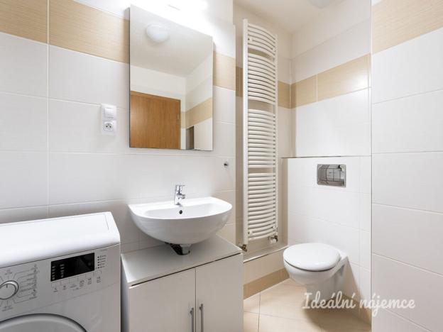 Pronájem bytu 1+kk, Praha - Zličín, Sazovická, 30 m2