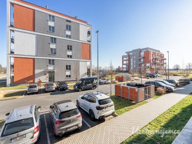 Pronájem bytu 1+kk, Praha - Zličín, Sazovická, 30 m2
