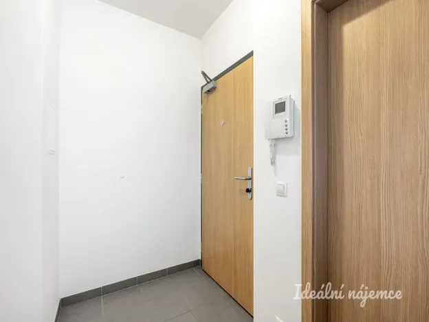 Pronájem bytu 2+kk, Praha - Libeň, Kurta Konráda, 53 m2