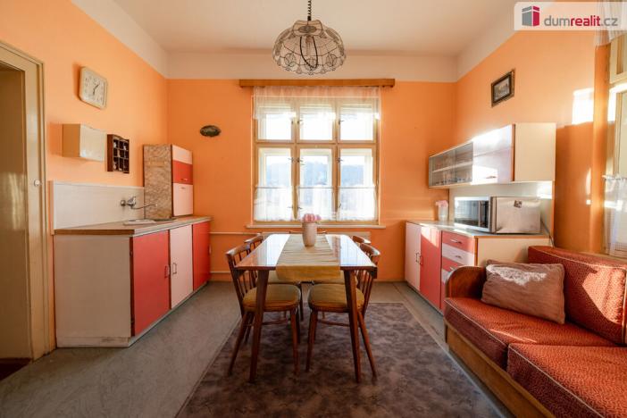 Prodej rodinného domu, Blatno, 210 m2