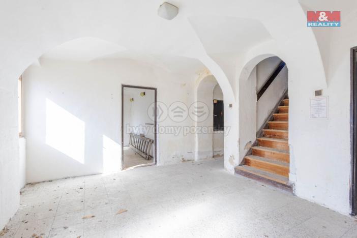 Prodej rodinného domu, Radvanec - Maxov, 420 m2