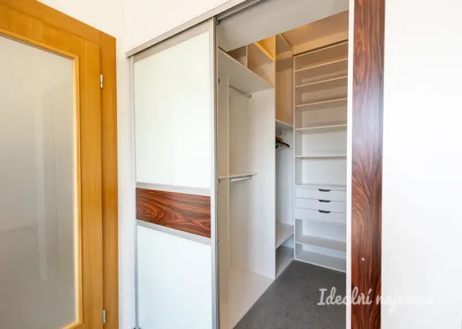 Pronájem bytu 3+kk, Hradec Králové - Pražské Předměstí, Albertova, 55 m2