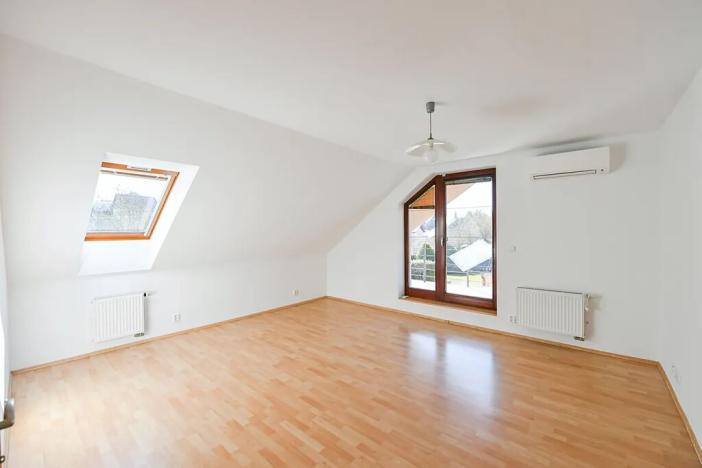 Prodej rodinného domu, Horoměřice, 350 m2