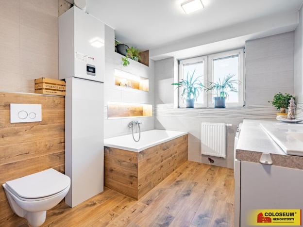 Prodej bytu 4+kk, Napajedla, 122 m2