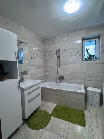 Prodej rodinného domu, Staré Hradiště - Brozany, 300 m2