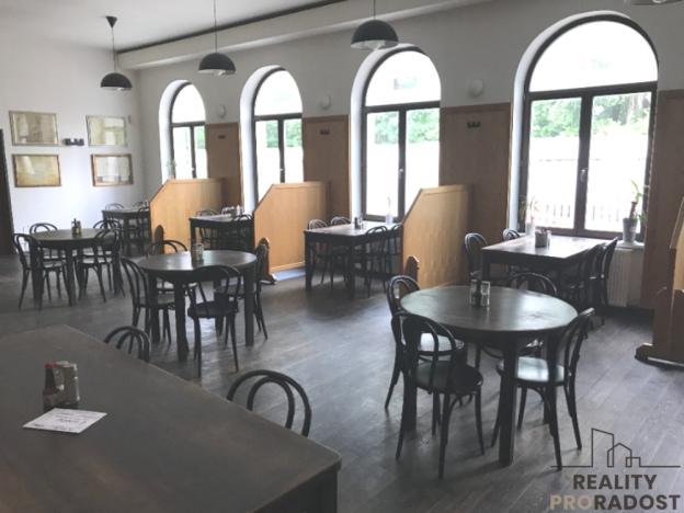 Prodej restaurace, Přerov, Dluhonská, 286 m2