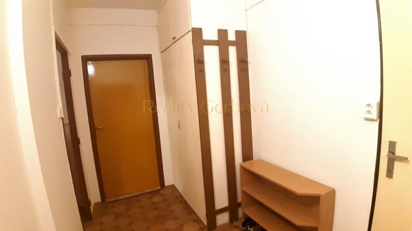 Prodej bytu 2+1, Studená, Komenského, 57 m2