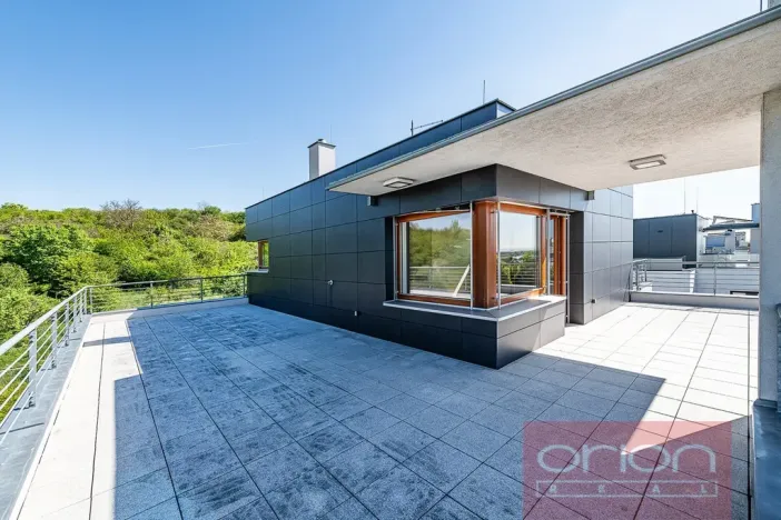Pronájem rodinného domu, Praha - Jinonice, Vacínovská, 360 m2