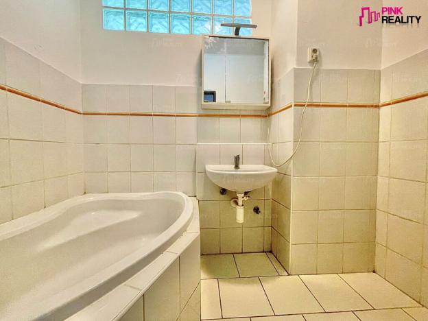 Pronájem bytu 2+1, Liberk - Uhřínov, 58 m2