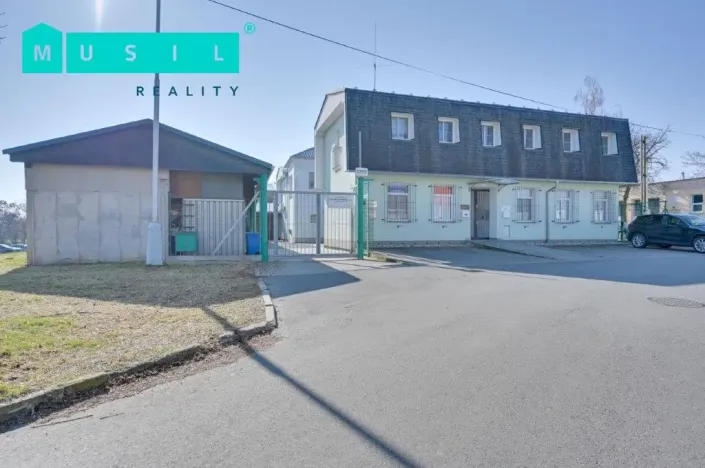 Prodej kanceláře, Olomouc - Neředín, 1500 m2