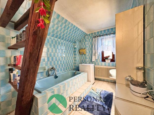 Prodej rodinného domu, Měrunice, 2560 m2