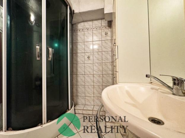 Prodej rodinného domu, Měrunice, 2560 m2