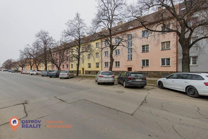 Prodej bytu 3+1, Krnov, Nádražní, 78 m2