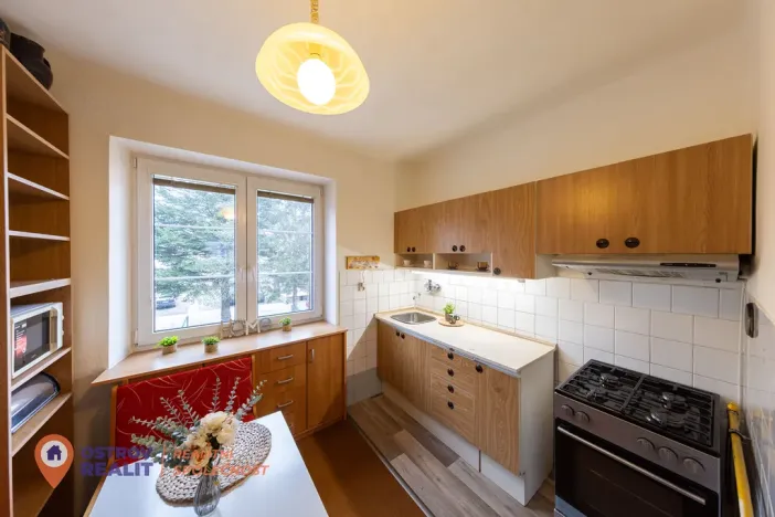 Prodej bytu 3+1, Krnov, Nádražní, 78 m2