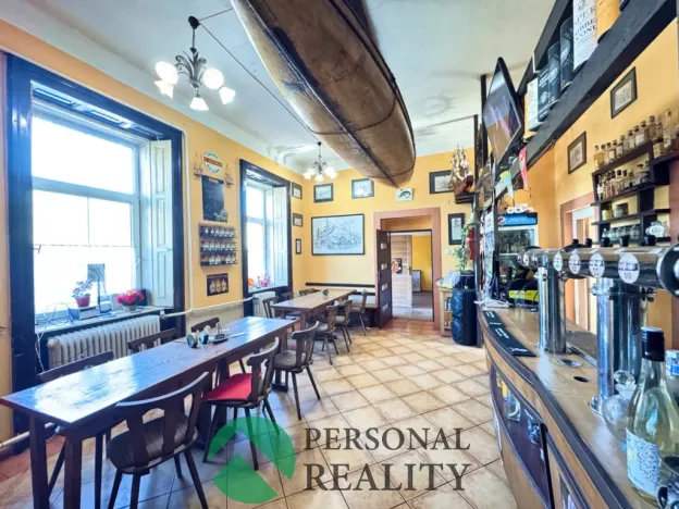 Prodej vícegeneračního domu, Zvíkovec, 522 m2