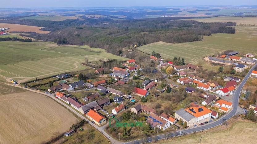 Prodej pozemku pro bydlení, Mlečice, 646 m2