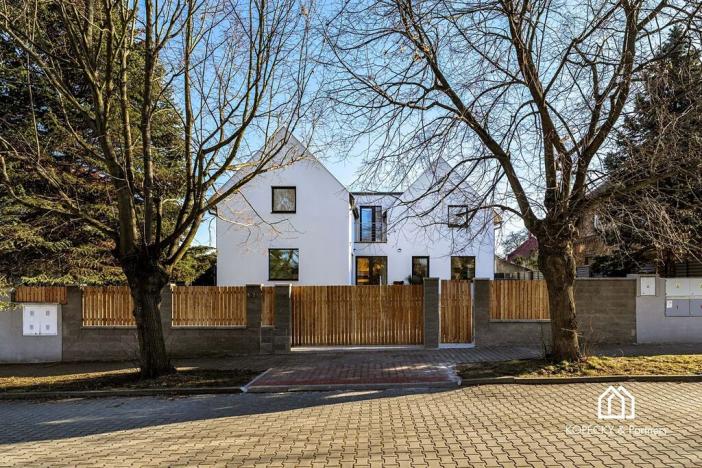 Prodej bytu 5+kk, Praha - Běchovice, Pplk. Nováčka, 139 m2