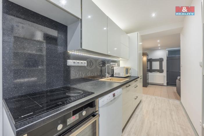 Prodej bytu 1+kk, Kladno - Švermov, Svojsíkova, 45 m2