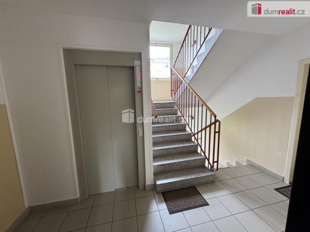 Prodej bytu 2+1, Praha - Hlubočepy, Slavínského, 44 m2