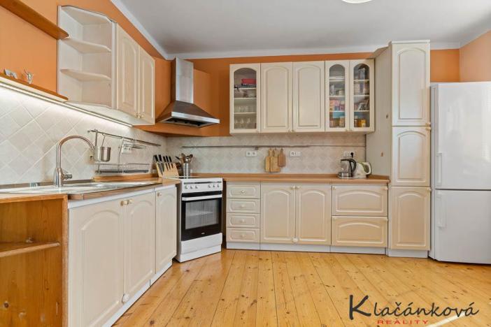 Prodej vícegeneračního domu, Vizovice, Říčanská, 250 m2