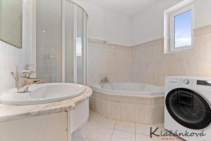 Prodej vícegeneračního domu, Vizovice, Říčanská, 250 m2