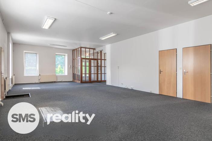 Pronájem obchodního prostoru, Troubsko, Jihlavská, 450 m2