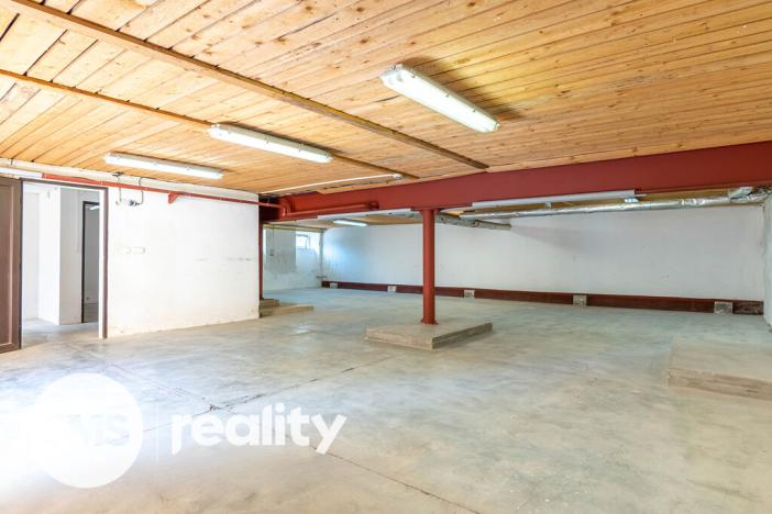 Pronájem obchodního prostoru, Troubsko, Jihlavská, 450 m2