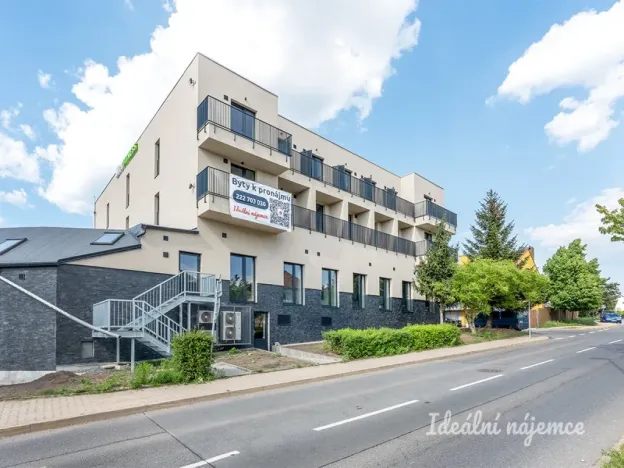 Pronájem bytu 1+kk, Praha - Kyje, Za černým mostem, 25 m2