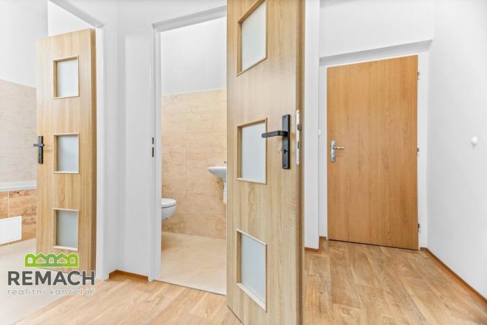 Pronájem bytu 3+kk, Náchod, Kamenice, 76 m2