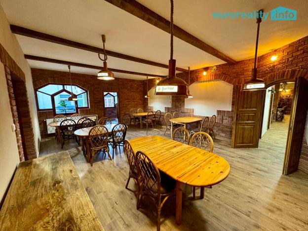 Pronájem restaurace, Kraslice, B. Smetany, 150 m2