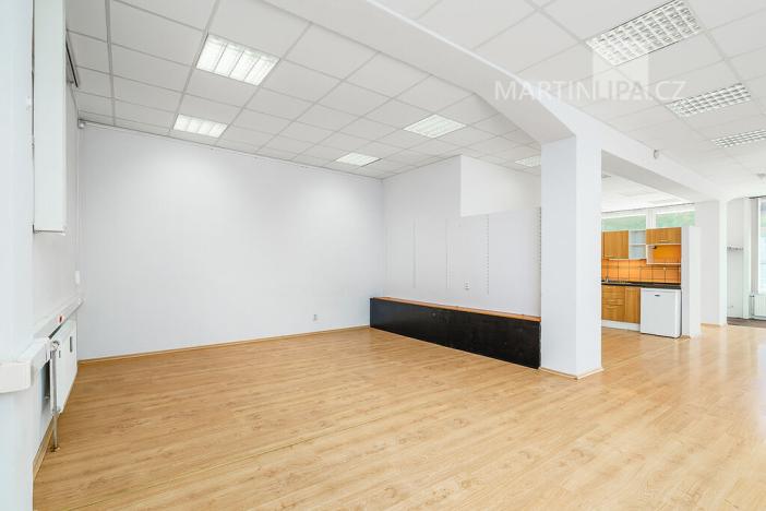 Prodej obchodního prostoru, Praha - Motol, Brdlíkova, 100 m2