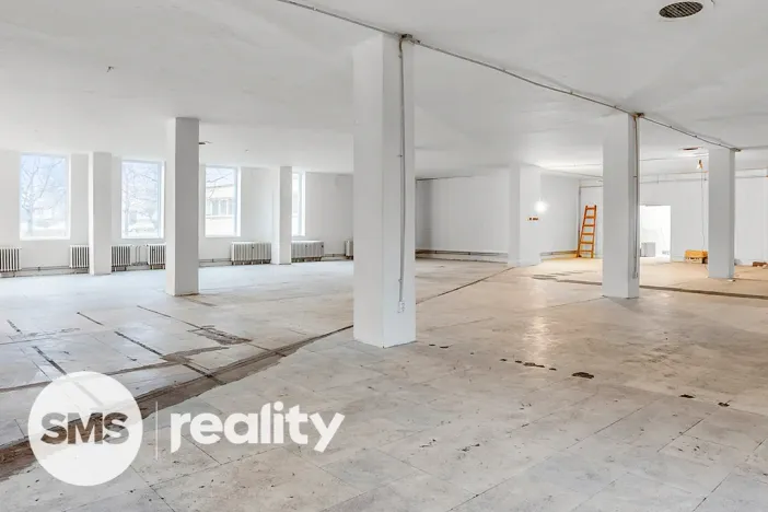 Pronájem obchodního prostoru, Karviná - Ráj, Borovského, 691 m2