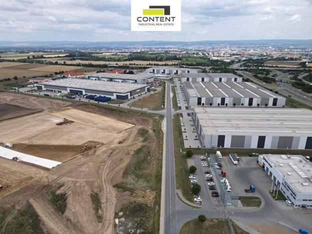 Pronájem skladu, Hněvotín, 1700 m2