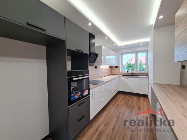 Prodej rodinného domu, Velká Polom, Osvoboditelů, 122 m2