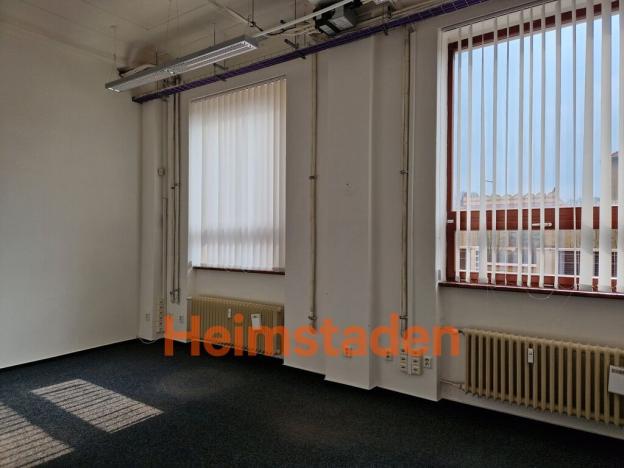 Pronájem obchodního prostoru, Havířov - Město, Hlavní třída, 30 m2