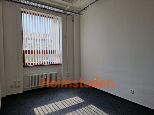 Pronájem obchodního prostoru, Havířov - Město, Hlavní třída, 30 m2