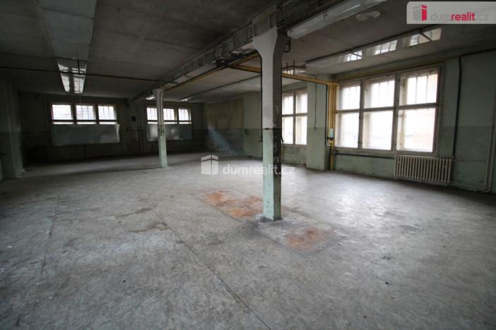 Prodej komerční nemovitosti, Kraslice, Pod nádražím, 1600 m2