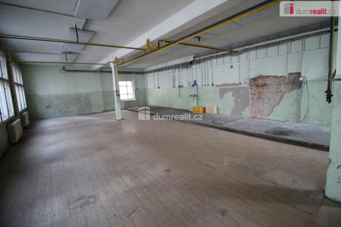 Prodej komerční nemovitosti, Kraslice, Pod nádražím, 1600 m2