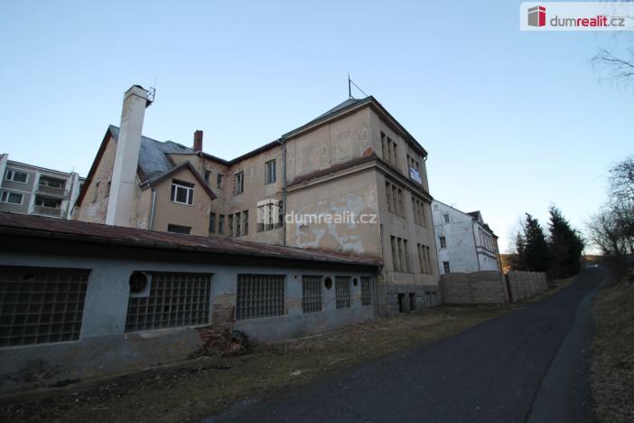 Prodej komerční nemovitosti, Kraslice, Pod nádražím, 1600 m2