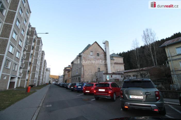 Prodej komerční nemovitosti, Kraslice, Pod nádražím, 1600 m2