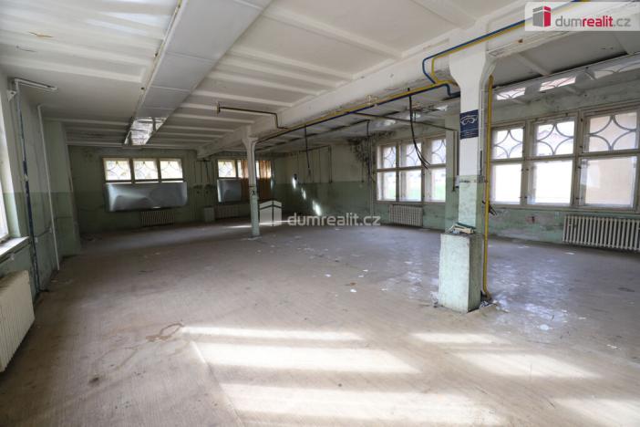 Prodej komerční nemovitosti, Kraslice, Pod nádražím, 1600 m2