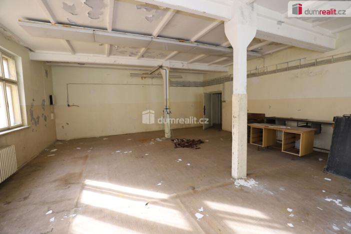 Prodej komerční nemovitosti, Kraslice, Pod nádražím, 1600 m2