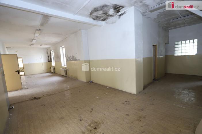 Prodej komerční nemovitosti, Kraslice, Pod nádražím, 1600 m2