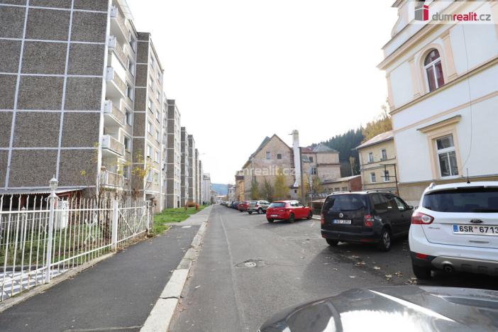 Prodej komerční nemovitosti, Kraslice, Pod nádražím, 1600 m2