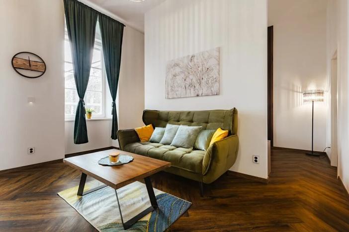 Prodej bytu 1+kk, Horní Planá, Náměstí, 39 m2