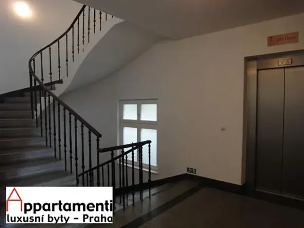 Prodej bytu 3+kk, Praha - Nové Město, Truhlářská, 77 m2