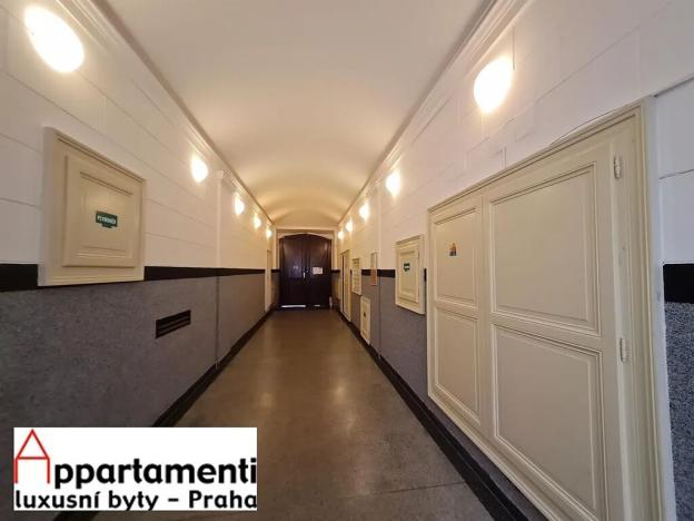 Prodej bytu 3+kk, Praha - Nové Město, Truhlářská, 77 m2