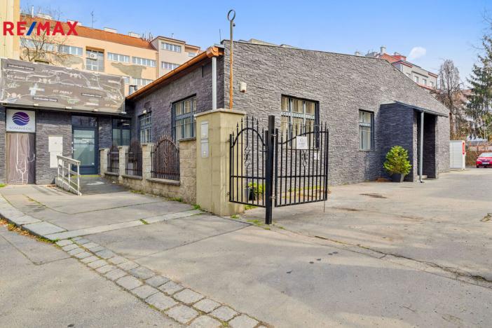 Pronájem komerční nemovitosti, Praha - Nusle, Bohuslava ze Švamberka, 68 m2