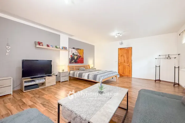 Prodej rodinného domu, Jaroslavice, Na Hrázi, 550 m2